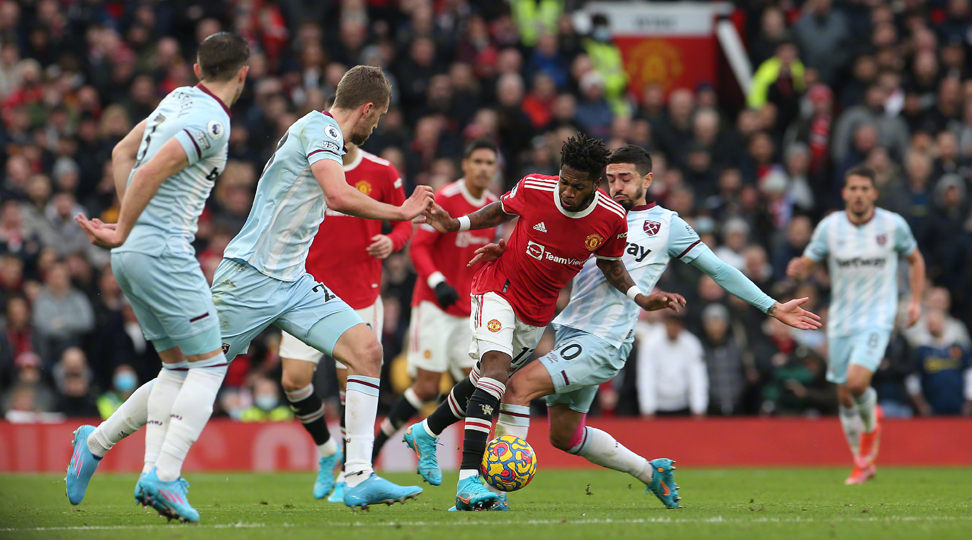 中场是RB 中场是RB